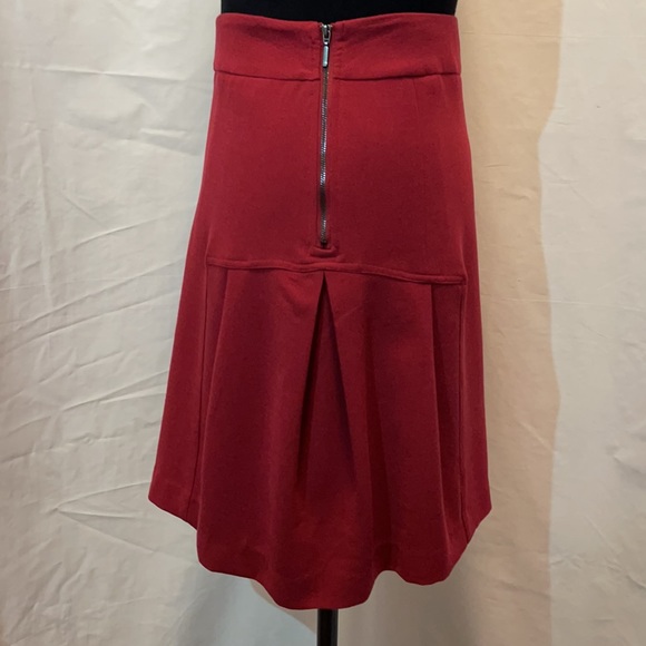 Ricki’s Skirt in Red - Picture 2 of 10
